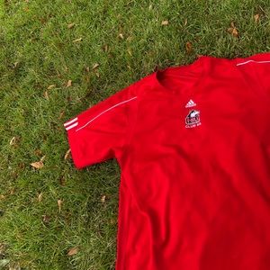 ADIDAS HUSKIES TEE🔥